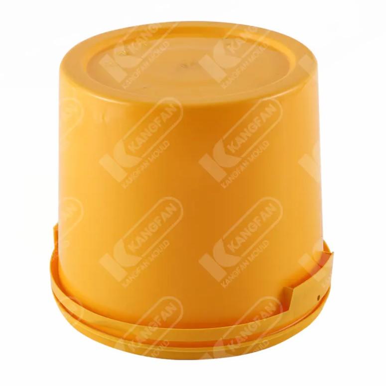 What are the characteristics of Industrial bcuket mold?